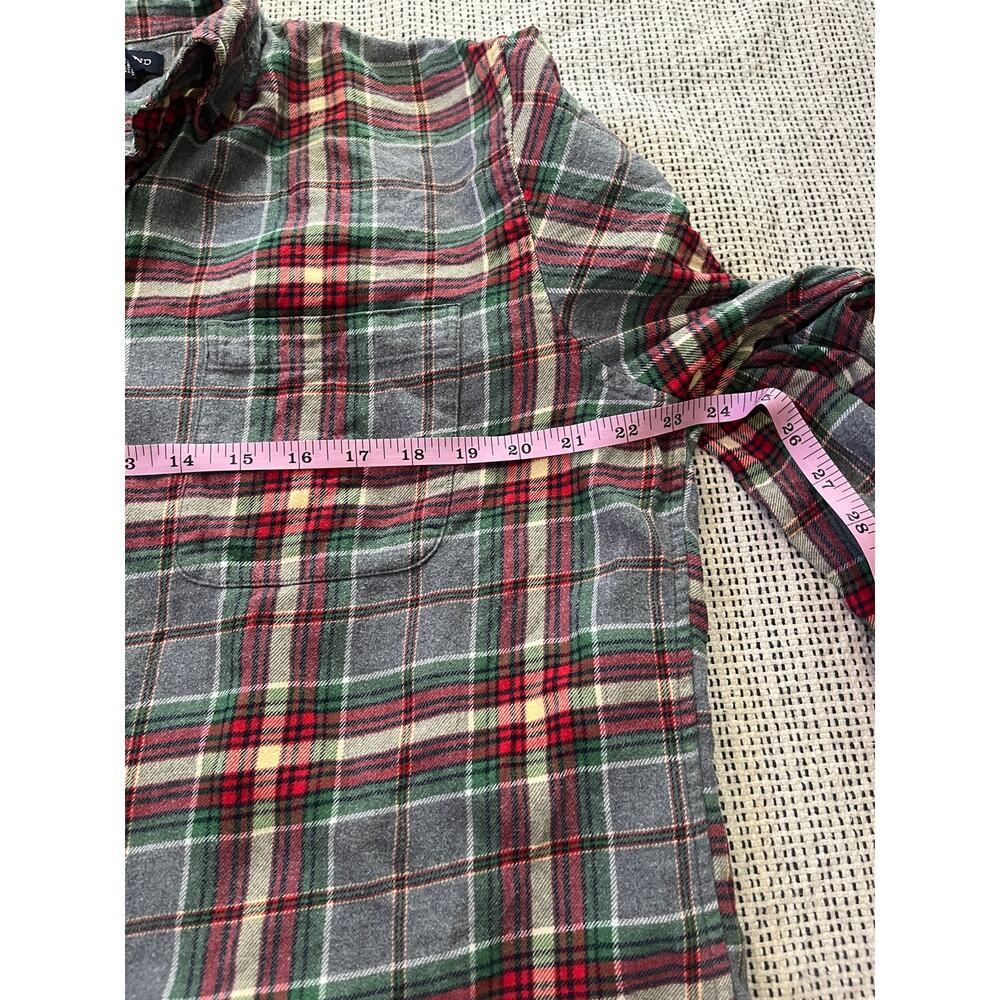 Lands End flannel red, green , black yellow size large - Picture 6 of 6